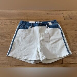 Judy Blue Two Tone High Waist Denim Shorts Ecru Medium Blue JB150183 XL NWT (892